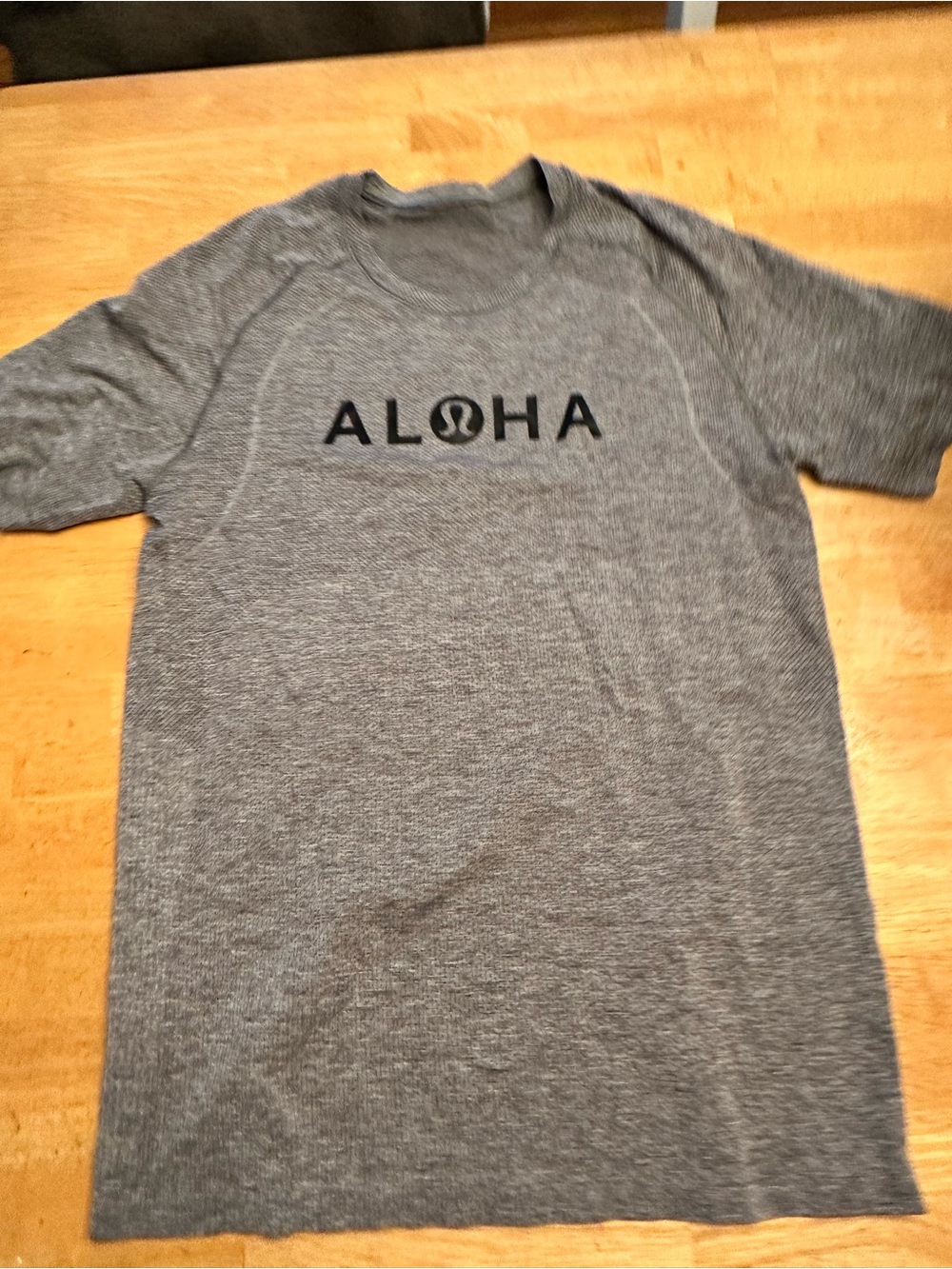Lululemon men’s Hawaii edition shirt small